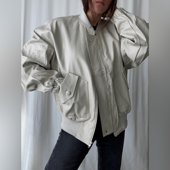 BIANCA BOMBER JACKET 🆕 — In Gray/stone - Picture 8 of 11